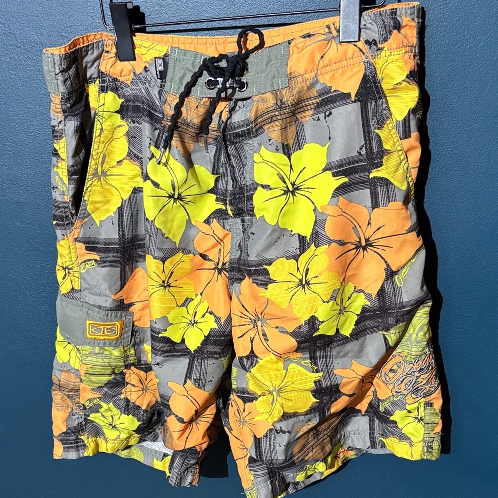 Vibrant Floral Men's Athletic Shorts